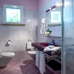 Village Il Gineprino 캠프장 마리나디비보나